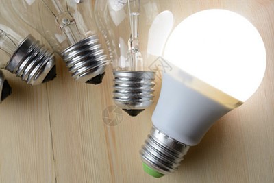 LED lempa